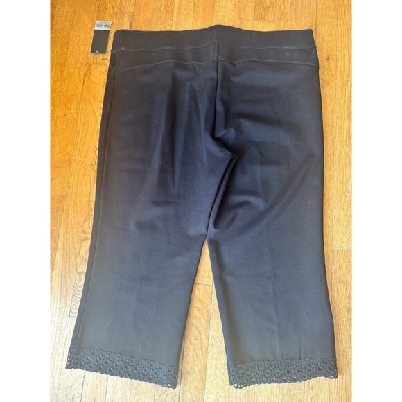 NWT Investments Woman Size 3X Slim Factor Crop Pants Black Stretch Crochet Trim - Picture 3 of 5